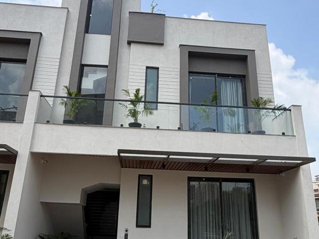 Resale | 4 BHK 138 Sq.Yd. Independent House in Sector 125