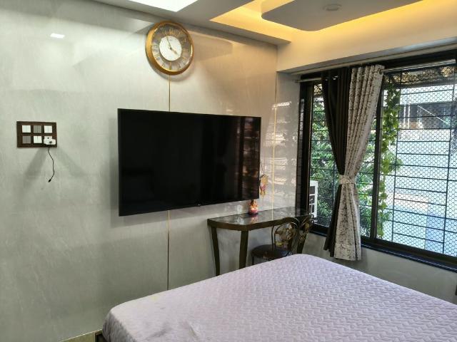 Resale | 4 BHK 1450 Sq.Ft. Apartment in Ashok Gardens