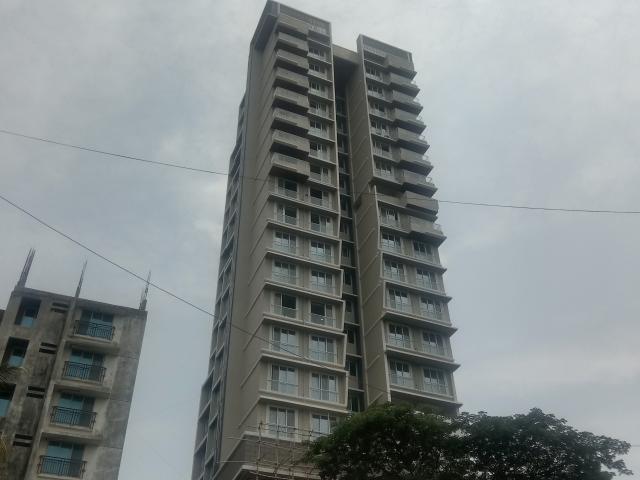 Resale | 4 BHK 1455 Sq.Ft. Apartment in Amar Om Vasudev CHS