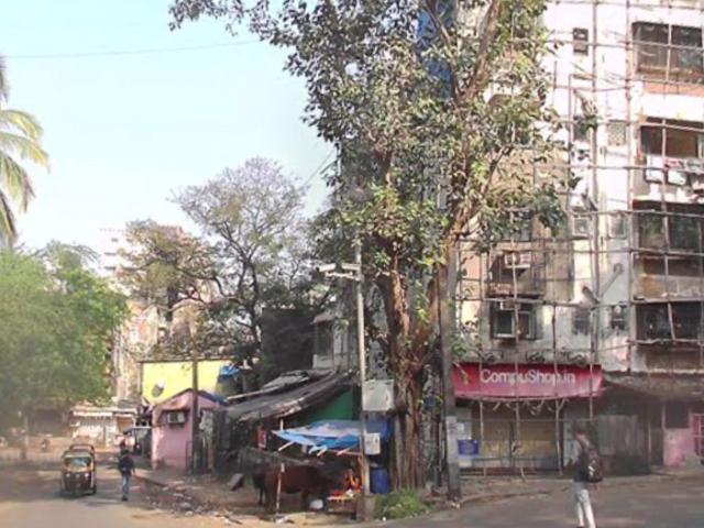 Resale | 4 BHK 1400 Sq.Ft. Apartment in Eugene Apartment