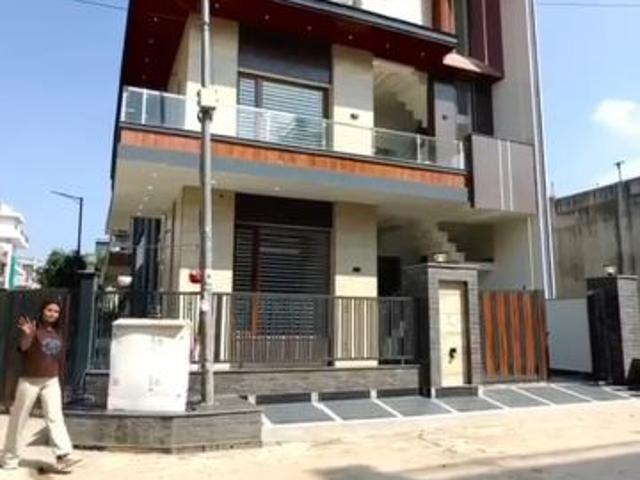 Resale | 4 BHK 140 Sq.Yd. Independent House in Sunny Enclave
