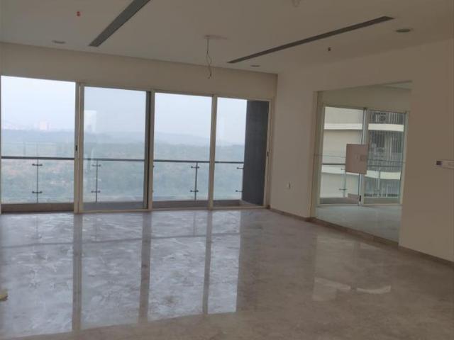 Resale | 4 BHK 1542 Sq.Ft. Apartment in Upper East 97