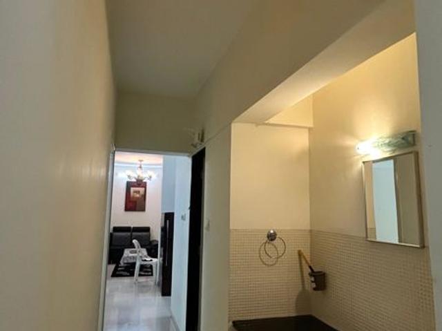 Resale | 4 BHK 1580 Sq.Ft. Apartment in Adi W 57