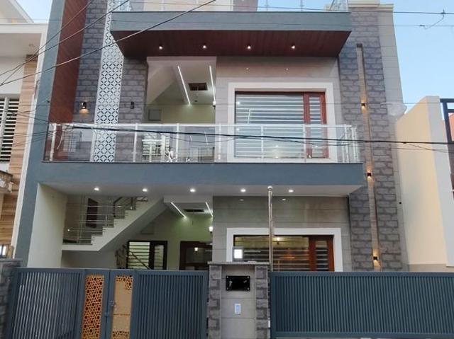 Resale | 4 BHK 150 Sq.Yd. Independent House in Sector 125