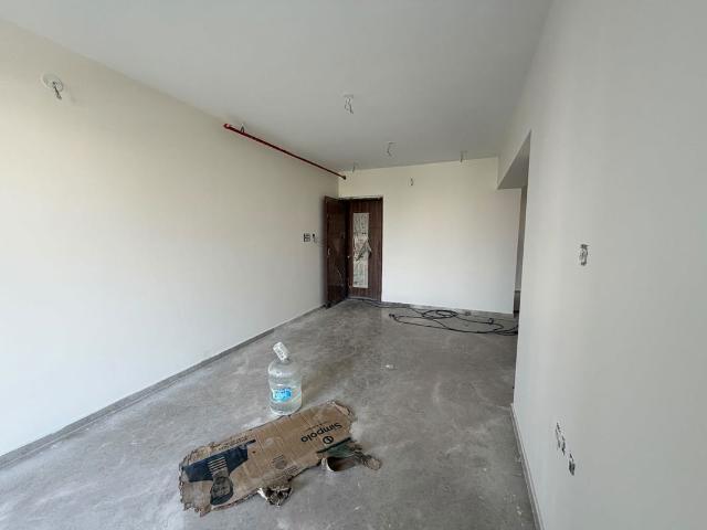 Resale | 4 BHK 1677 Sq.Ft. Apartment in Vivekanand Nagar