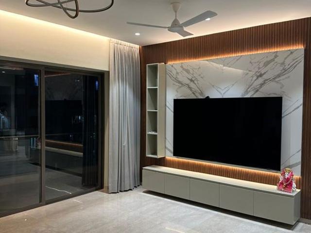 Resale | 4 BHK 1600 Sq.Ft. Apartment in Goodwill The Grand Residences