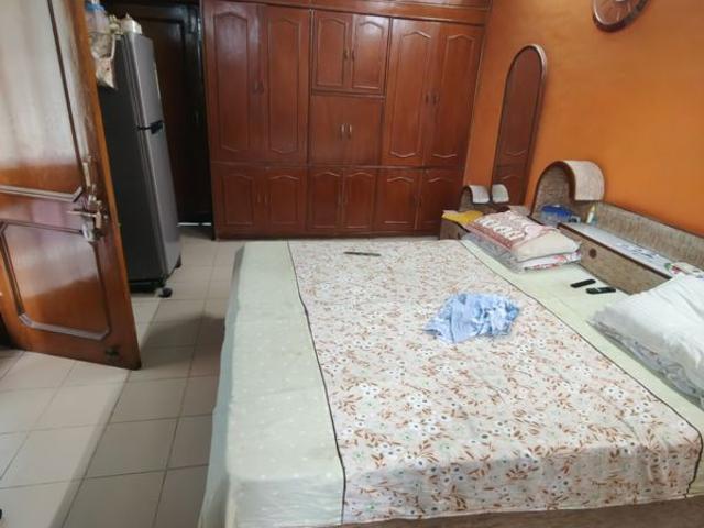 Resale | 4 BHK 1600 Sq.Ft. Apartment in Sector 45