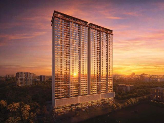 Resale | 4 BHK + 1750 Sq.Ft. Apartment in Magarpatta City