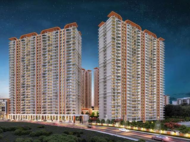 Resale | 4 BHK 1700 Sq.Ft. Apartment in Kumar Parth Towers