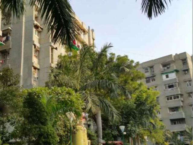 Resale | 4 BHK 1700 Sq.Ft. Apartment in IP Extension