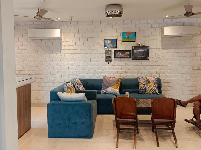 Resale | 4 BHK 1700 Sq.Ft. Apartment in Sector 11 Dwarka