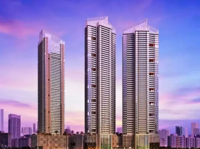 Resale | 4 BHK 1700 Sq.Ft. Apartment in Rustomjee Crown