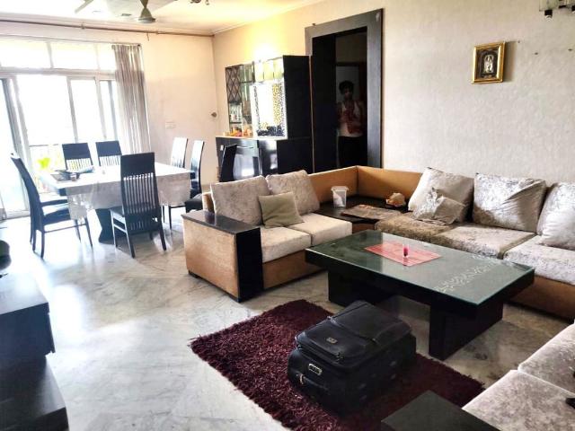 Resale | 4 BHK 1724 Sq.Ft. Apartment in Ardee City The Residency