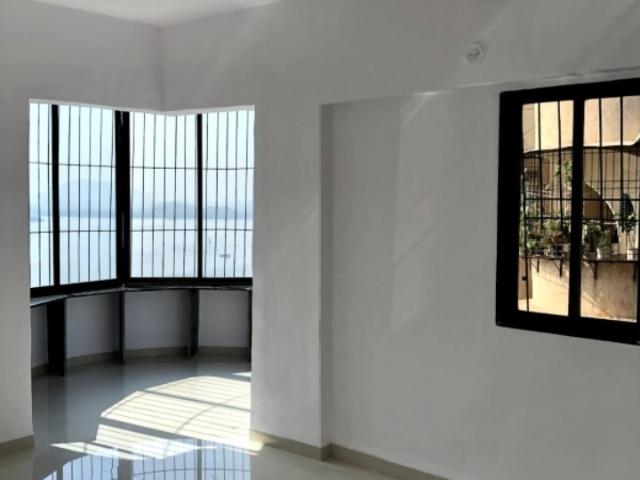 Resale | 4 BHK 1850 Sq.Ft. Penthouse in Mermaid 1 CHS