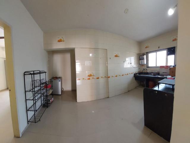 Resale | 4 BHK 1880 Sq.Ft. Apartment in Tytan Apartment