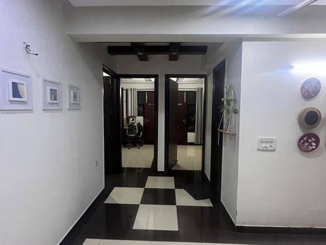 Resale | 4 BHK 1800 Sq.Ft. Apartment in Sector 6 Dwarka