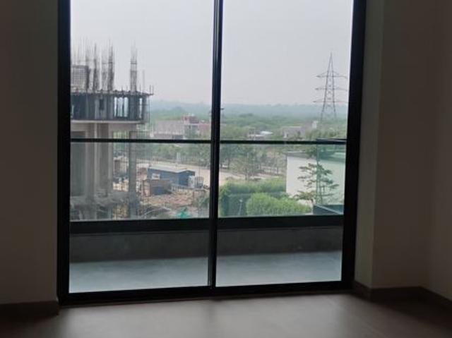 Resale | 4 BHK + 1954 Sq.Ft. Apartment in Eldeco Trinity