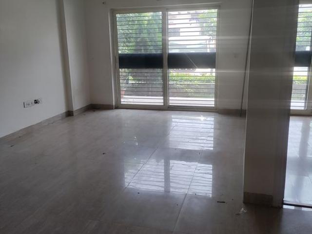 Resale | 4 BHK 1985 Sq.Ft. Apartment in Sector 89