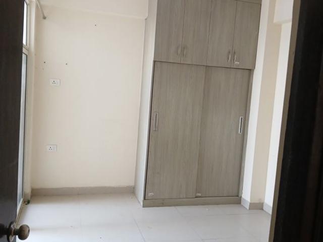 Resale | 4 BHK 1995 Sq.Ft. Apartment in Proview Officer City