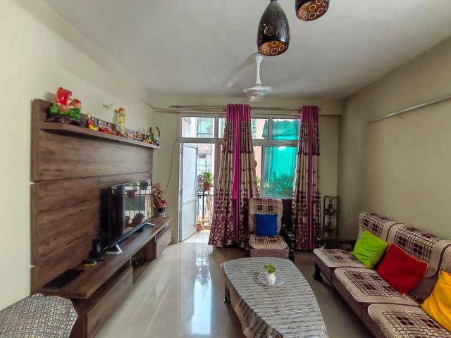 Resale | 4 BHK + 1900 Sq.Ft. Apartment in Aditya Royal Height