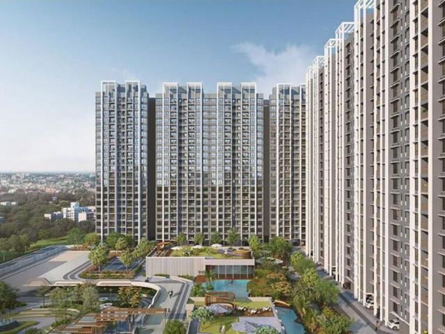 Resale | 4 BHK 1926 Sq.Ft. Apartment in Dosti Greenscape