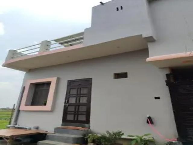 Resale | 4 BHK 1937 Sq.Ft. Independent House in RWA Apartments Sector 41