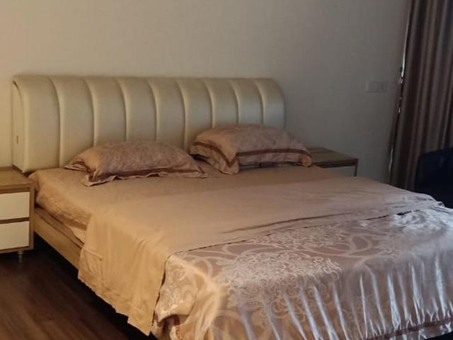 Resale | 4 BHK 2000 Sq.Ft. Apartment in Balkrishna Golden Breeze