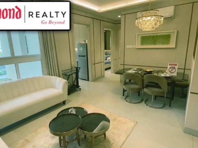 Resale | 4 BHK 2012 Sq.Ft. Apartment in Adani Ten BKC