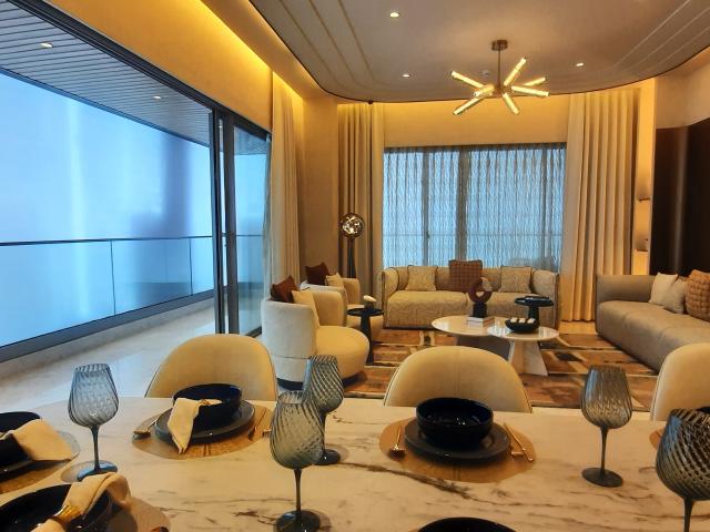 Resale | 4 BHK 2155 Sq.Ft. Apartment in Godrej Skyshore