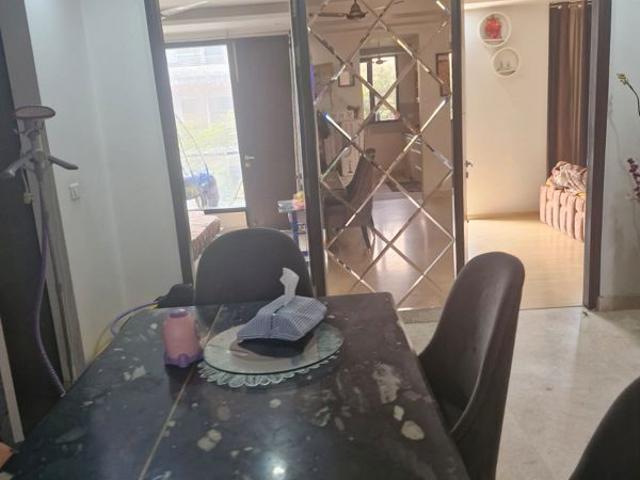 Resale | 4 BHK 2100 Sq.Ft. Villa in Ansal API Esencia