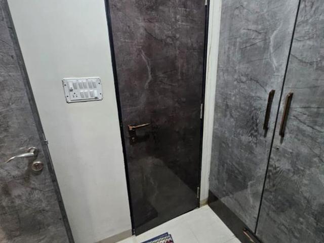 Resale | 4 BHK 2245 Sq.Ft. Apartment in Raheja Odyssey