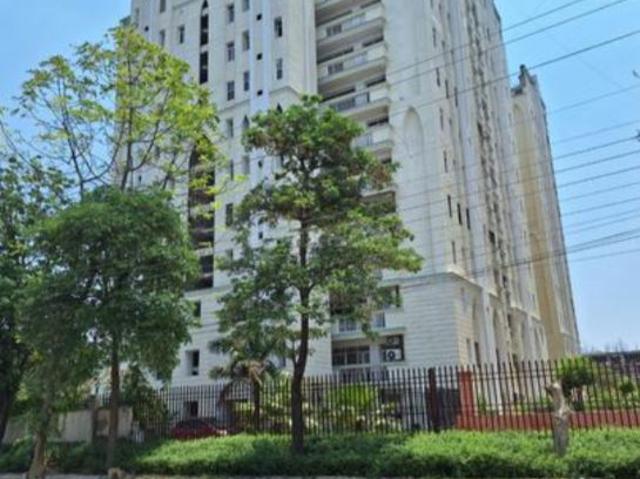 Resale | 4 BHK 2250 Sq.Ft. Apartment in Samiah Melrose Square