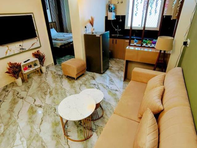 Resale | 4 BHK 2352 Sq.Ft. Apartment in Bestech Park View Sanskruti