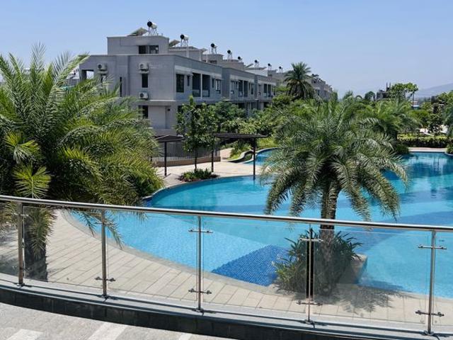 Resale | 4 BHK + 2356 Sq.Ft. Villa in Supreme Villagio