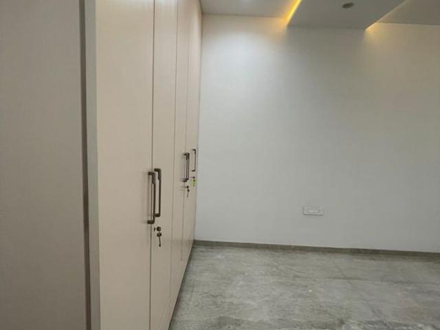 Resale | 4 BHK 2300 Sq.Ft. Apartment in Sun The 50 Seven