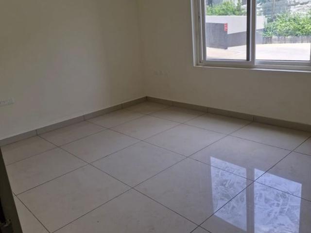 Resale | 4 BHK + 2440 Sq.Ft. Apartment in Mahaveer Sitara