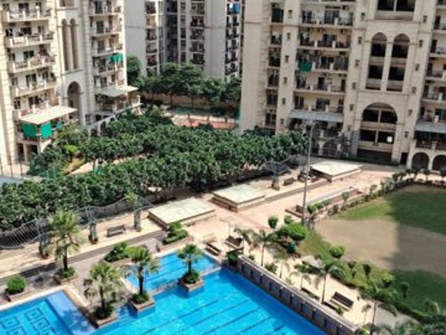 Resale | 4 BHK + 2450 Sq.Ft. Apartment in Sunshine Helios