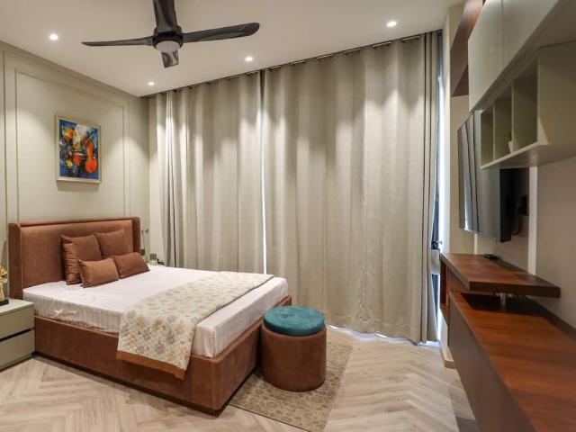 Resale | 4 BHK 2485 Sq.Ft. Apartment in Oro Constella