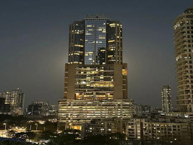 Resale | 4 BHK 2400 Sq.Ft. Apartment in Indiabulls Sky Forest