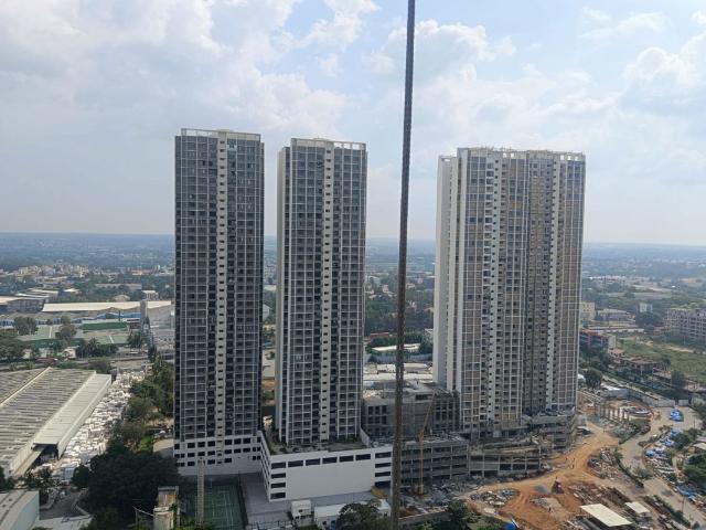 Resale | 4 BHK + 2402 Sq.Ft. Apartment in Sobha Hamptons Town Park