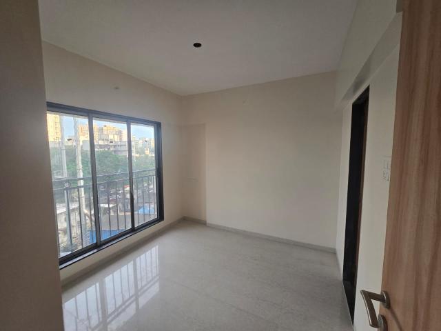 Resale | 4 BHK 2408 Sq.Ft. Apartment in Khar West