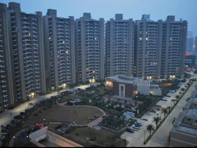 Resale | 4 BHK 240 Sq.Yd. Villa in Mapsko Casa BellA Villas