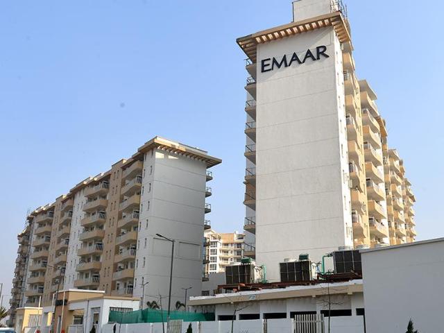 Resale | 4 BHK 2410 Sq.Ft. Apartment in Emaar Palm Terraces Select