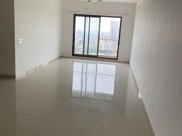 Resale | 4 BHK 2419 Sq.Ft. Apartment in Malad East