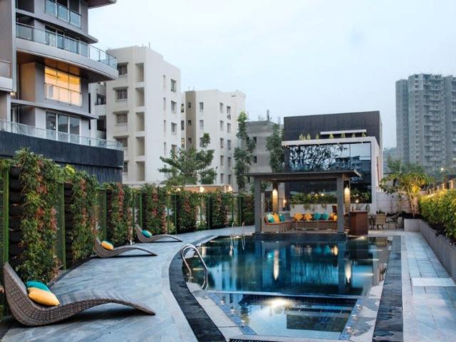 Resale | 4 BHK 2427 Sq.Ft. Apartment in Supreme Amadore