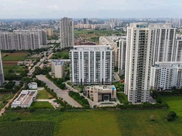 Resale | 4 BHK 2549 Sq.Ft. Apartment in DLF The Ultima