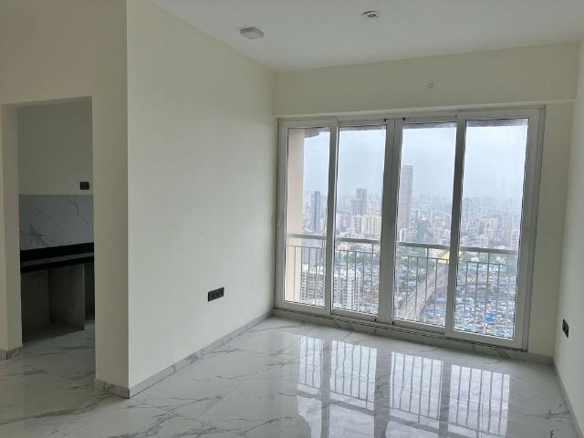 Resale | 4 BHK 2550 Sq.Ft. Apartment in Oberoi Elysian Tower A