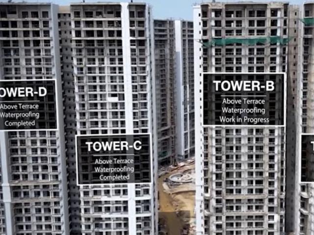 Resale | 4 BHK + 2595 Sq.Ft. Apartment in Smart World 113