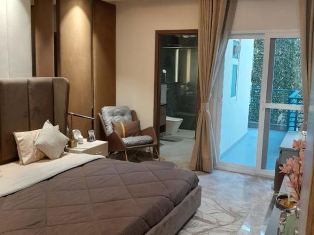 Resale | 4 BHK + 2599 Sq.Ft. Apartment in Godrej Air Sector 85