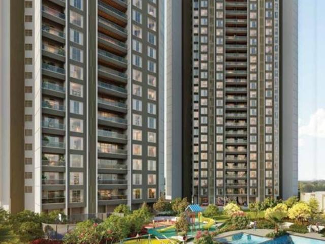 Resale | 4 BHK 2500 Sq.Ft. Apartment in Empress Tower